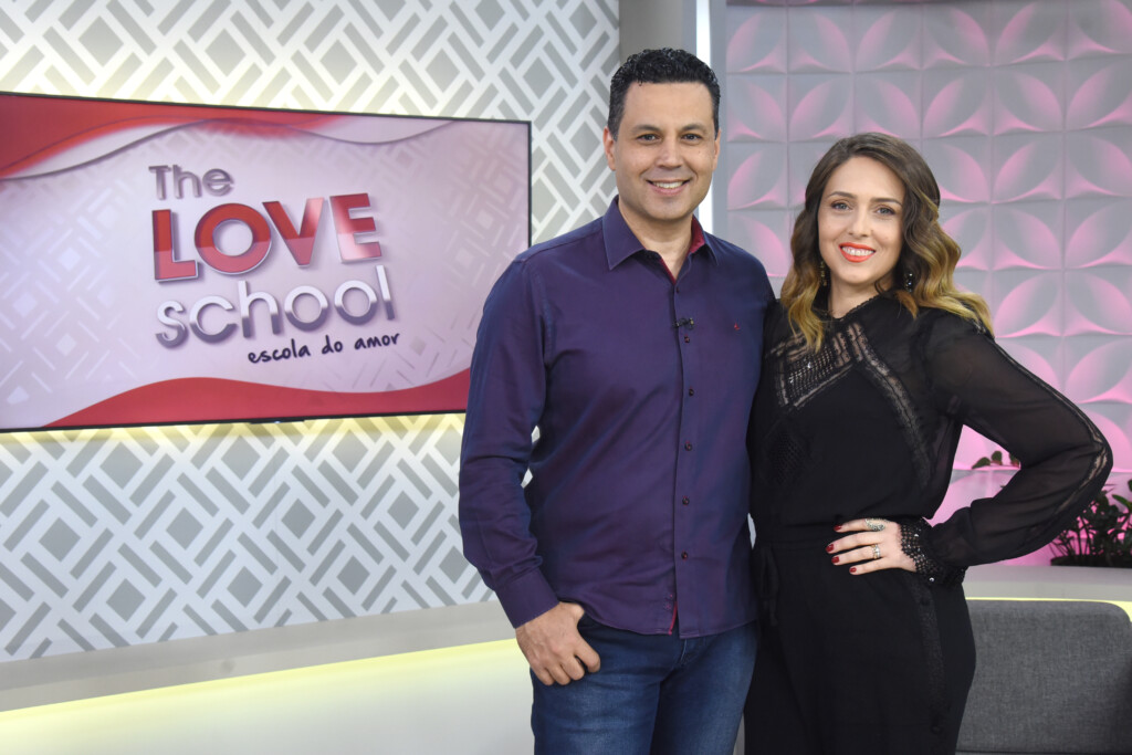 O The Love School mostra como pequenos problemas podem levar à separação